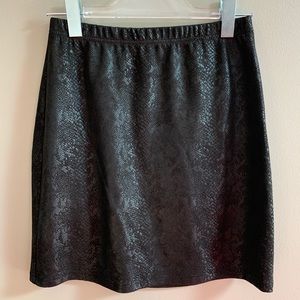 See and be Seen Snakeskin Print Mini Skirt Medium
